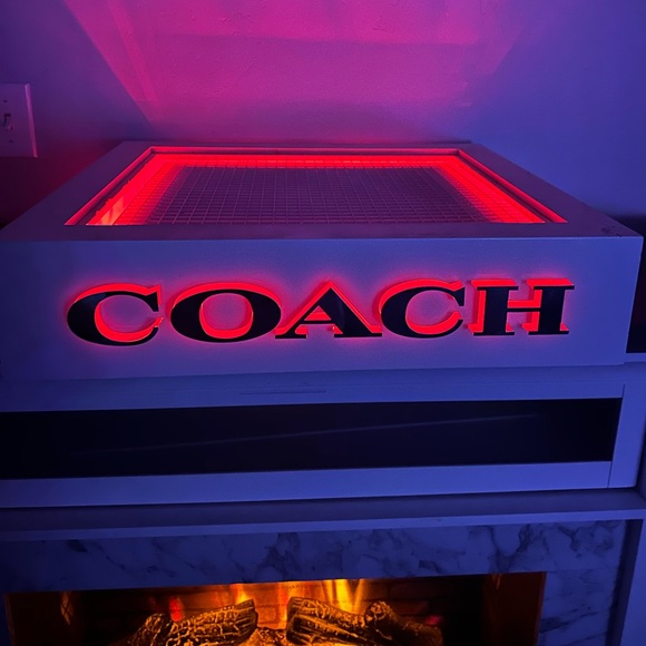 COACH UNLISTED LIVE - Picture 4 of 5